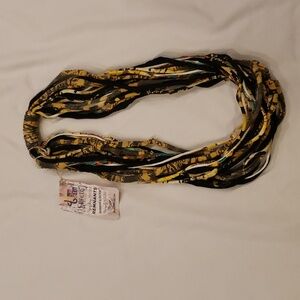 NWT Dona Bela Shreds Circle Scarf - OS